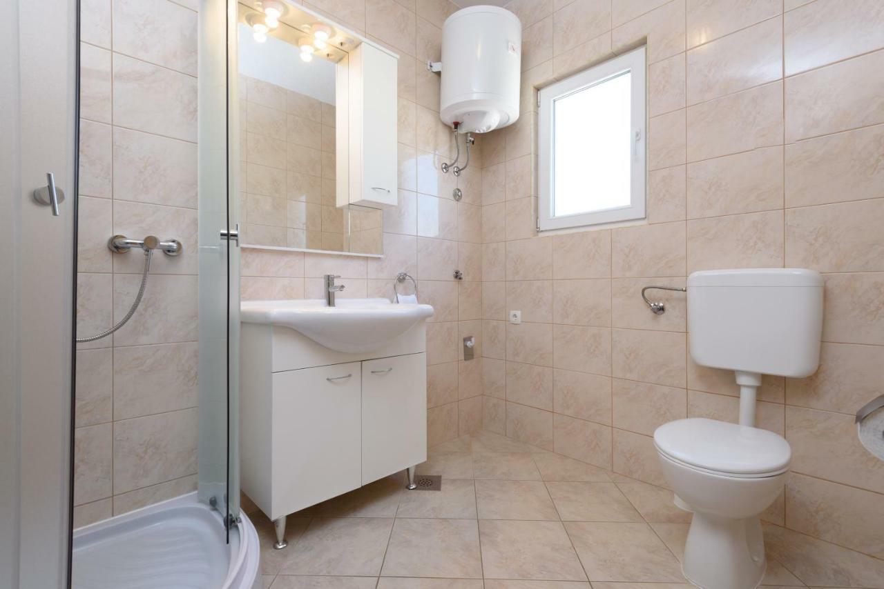 Apartmani Beran Seget Vranjica Exterior foto